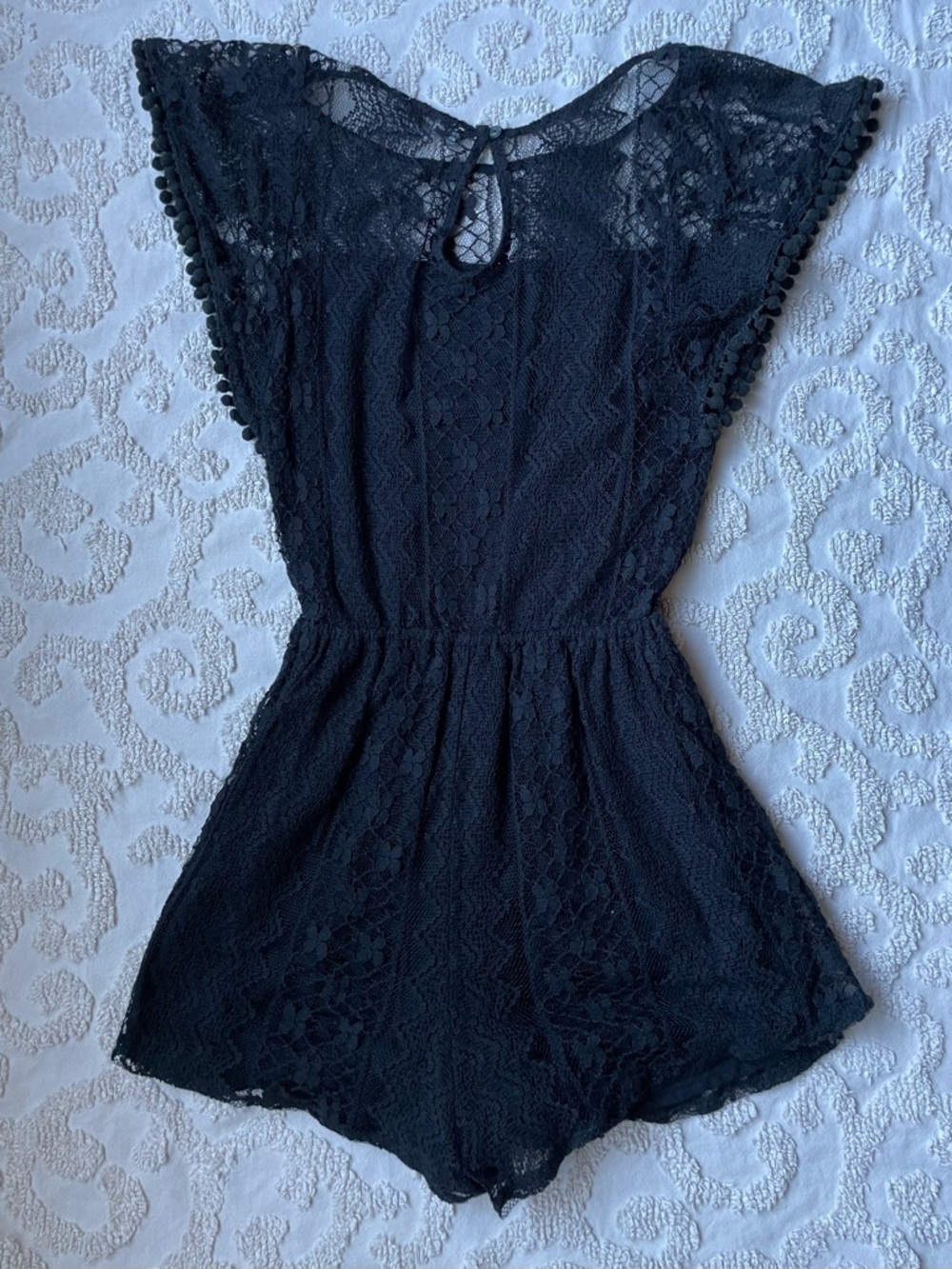 Black Lace Pom Pom rum Romper small - Picture 2 of 8